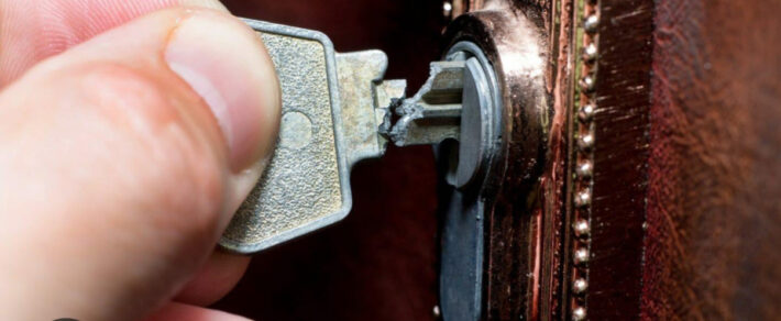 How to fix Broken key in Door Lock
